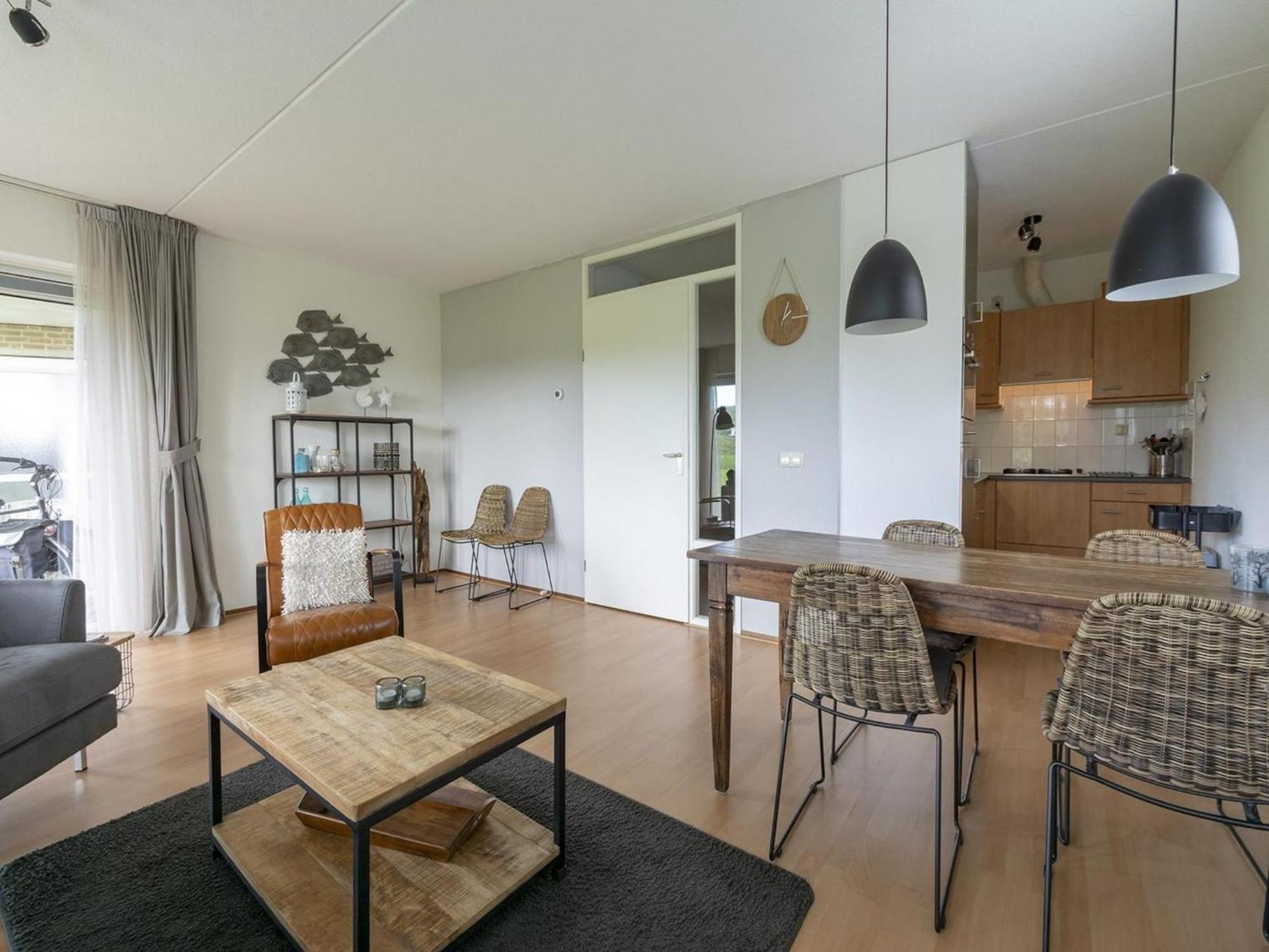 Remarkable Apartment With Beautiful Garden Julianadorp Exterior foto